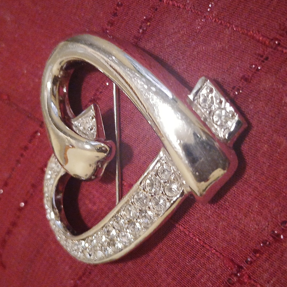 Swarovski Crystal Heart Brooch - Picture 6 of 6